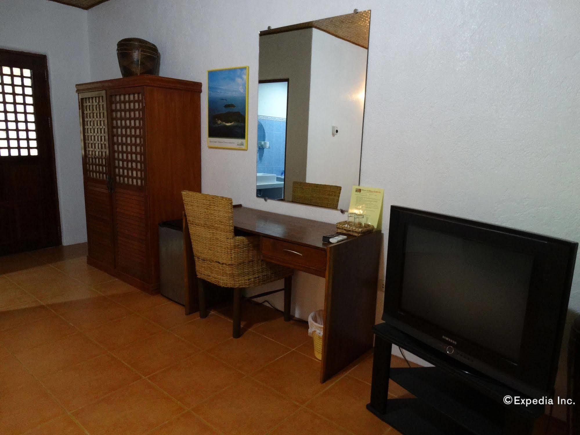 Hibiscus Garden Resort Puerto Princesa Ngoại thất bức ảnh