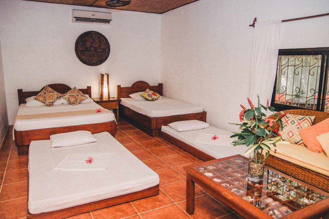 Hibiscus Garden Resort Puerto Princesa Ngoại thất bức ảnh